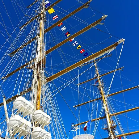 Le Panoramique Vue Sur La Rade Pour Ce Beau T3 Brest