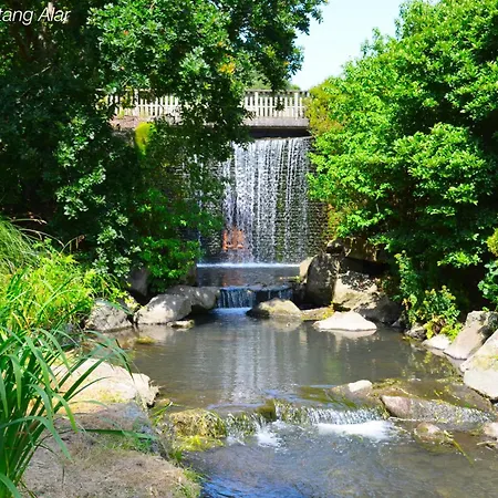 Le Panoramique Vue Sur La Rade Pour Ce Beau T3