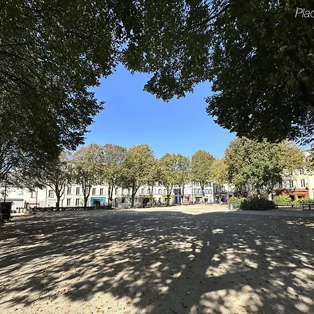 Le Panoramique Vue Sur La Rade Pour Ce Beau T3 * 브레스트