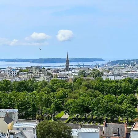 Le Panoramique Vue Sur La Rade Pour Ce Beau T3 브레스트