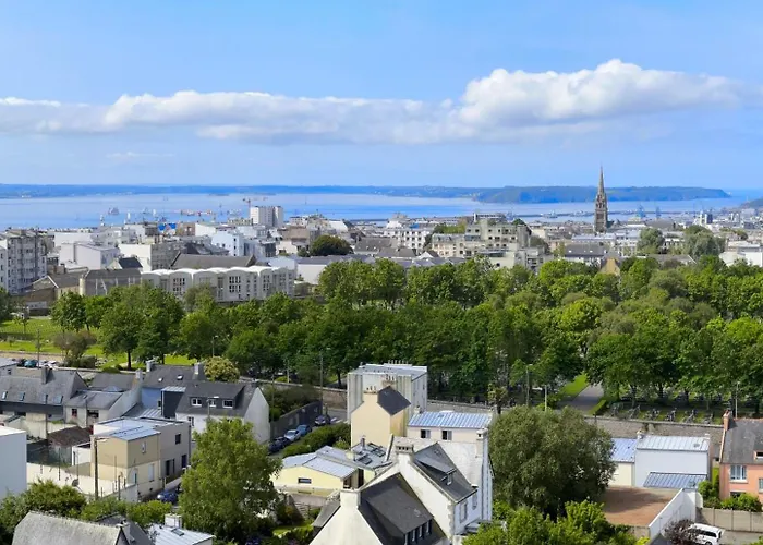 Appartement Le Panoramique Vue Sur La Rade Pour Ce Beau T3 *