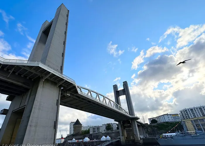 Le Panoramique Vue Sur La Rade Pour Ce Beau T3 Brest