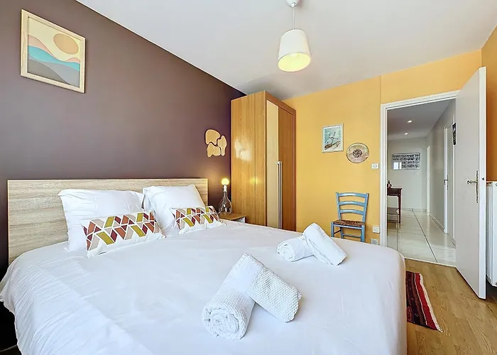 Le Panoramique Vue Sur La Rade Pour Ce Beau T3 * Brest