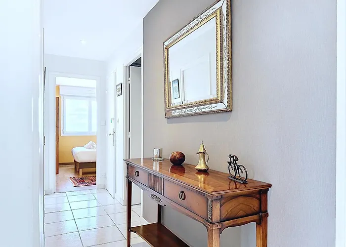 Appartement Le Panoramique Vue Sur La Rade Pour Ce Beau T3